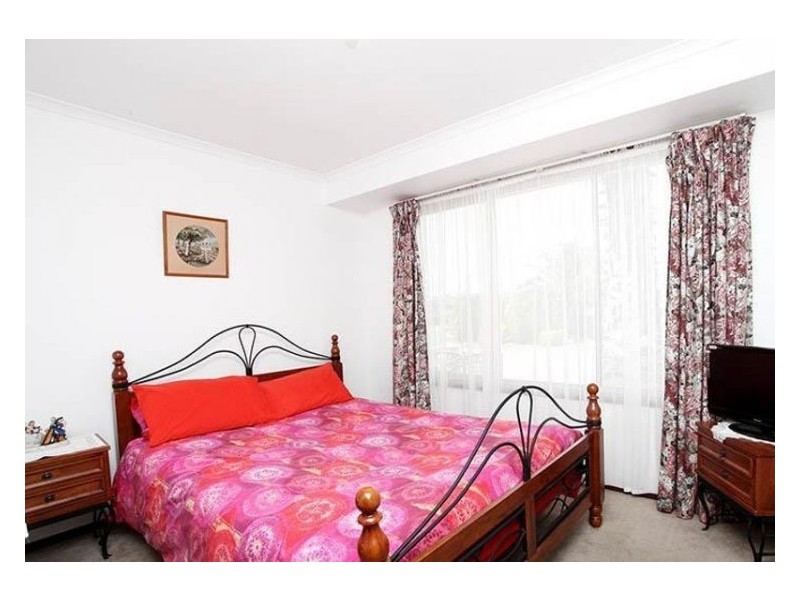 12 Merlot Court, Burton SA 5110