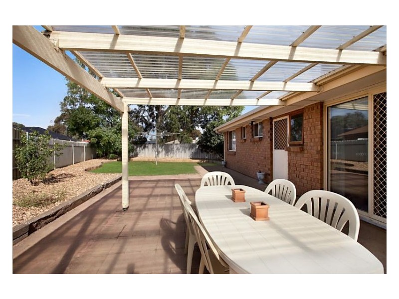 8 Heston Court, Paralowie SA 5108