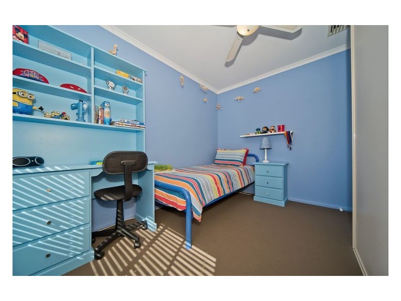 6 Bond Avenue, Burton SA 5110