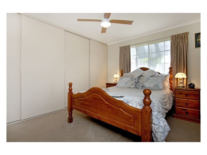 2 Granada Avenue, Gulfview Heights SA 5096