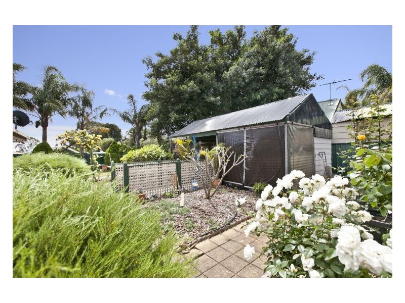 2 Granada Avenue, Gulfview Heights SA 5096