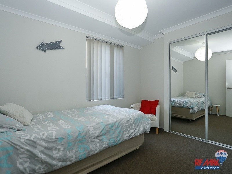 66 Cinnabar Drive, Eglinton WA 6034