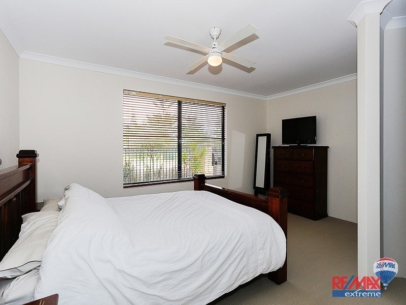 33 Itchen Loop, Butler WA 6036