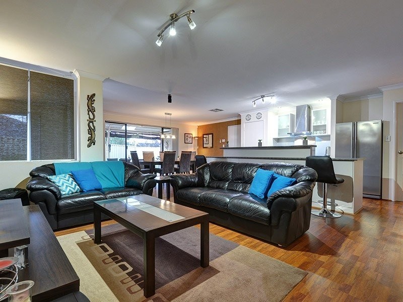 65 Camborne Parkway, Butler WA 6036