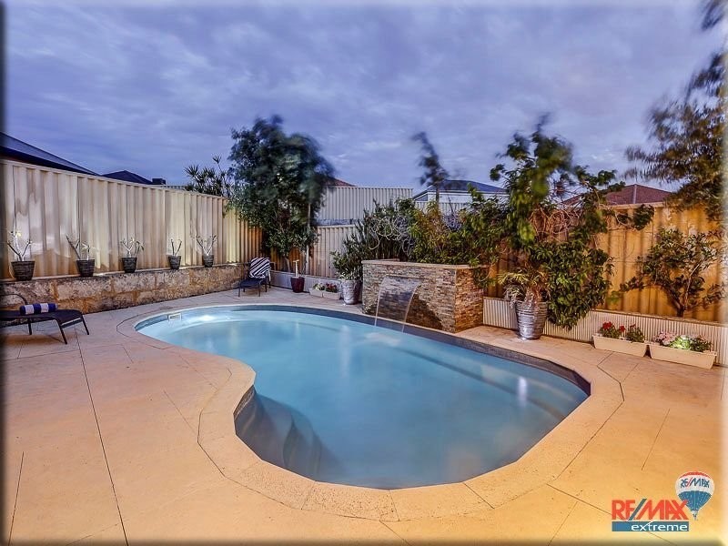 41 Crown Point Crescent, Butler WA 6036