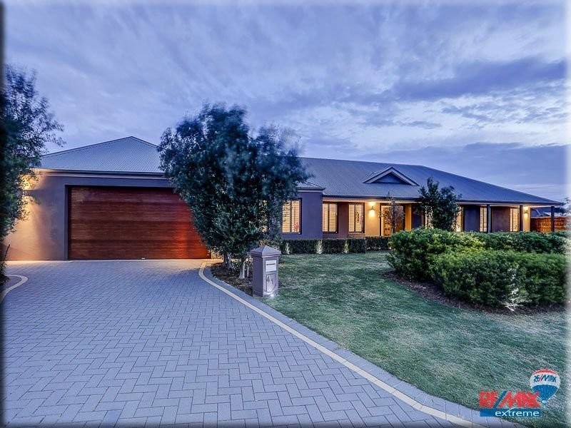 41 Crown Point Crescent, Butler WA 6036