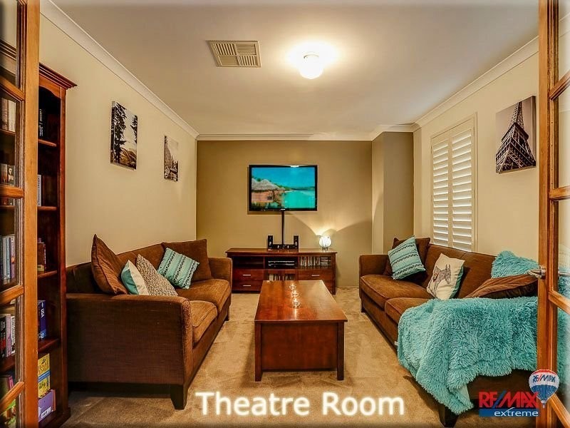 41 Crown Point Crescent, Butler WA 6036