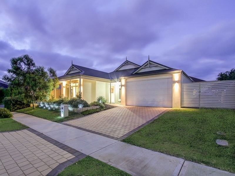 47 Dirleton Loop, Butler WA 6036