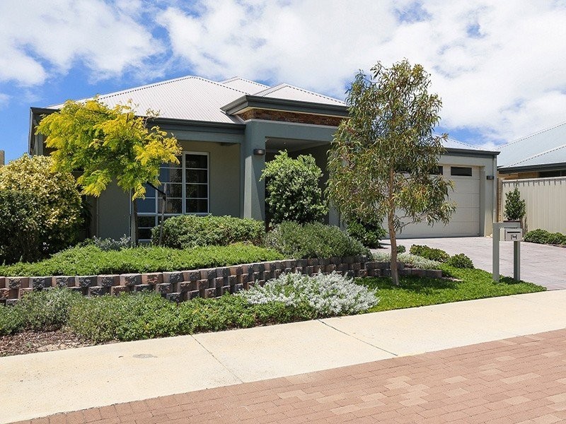 14 Seabird Bend, Jindalee WA 6036