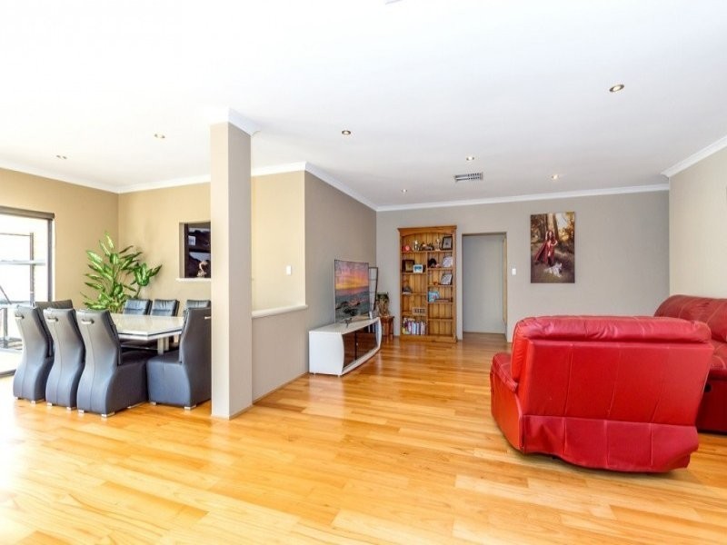 5 Portland Way, Ridgewood WA 6030