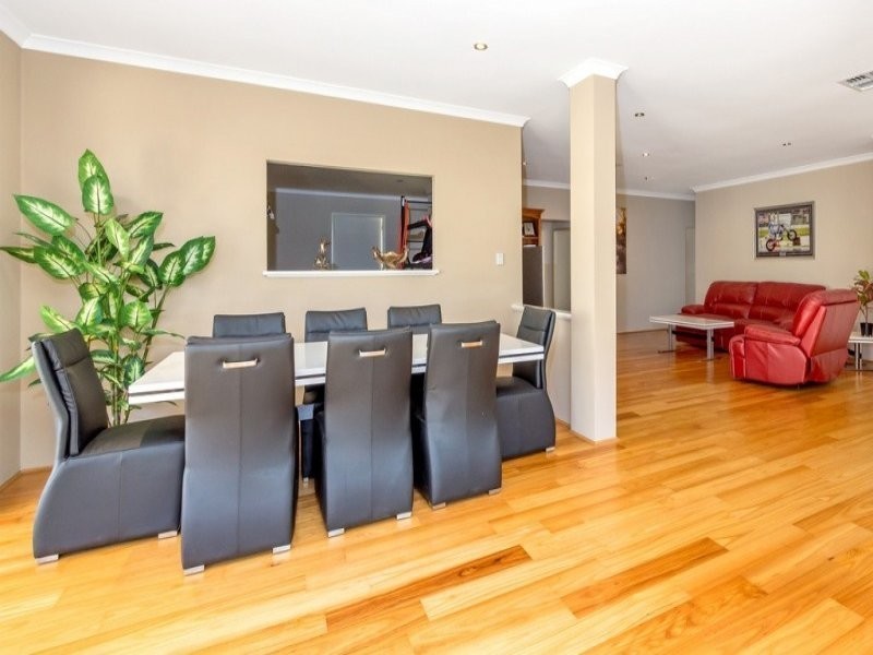 5 Portland Way, Ridgewood WA 6030