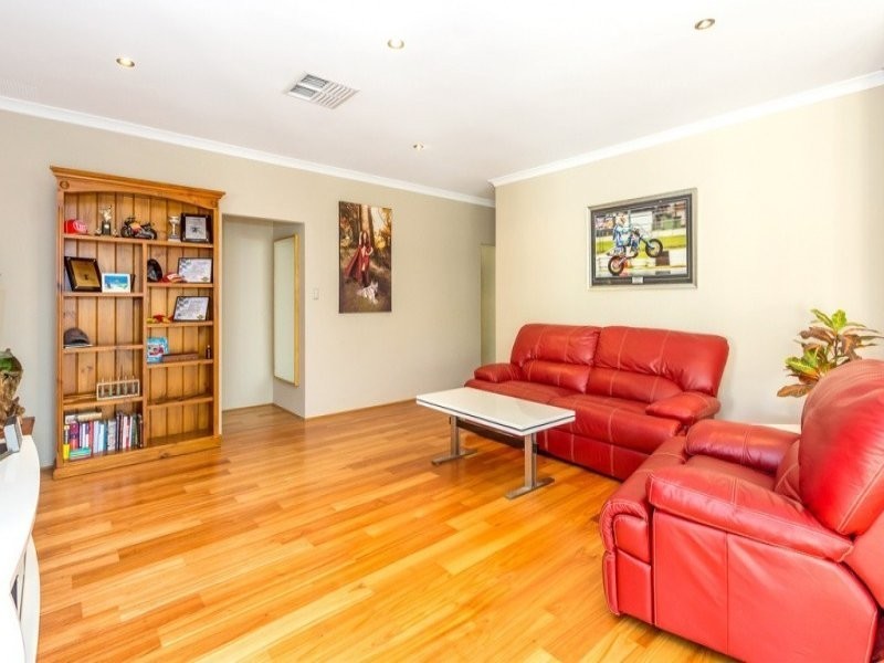 5 Portland Way, Ridgewood WA 6030