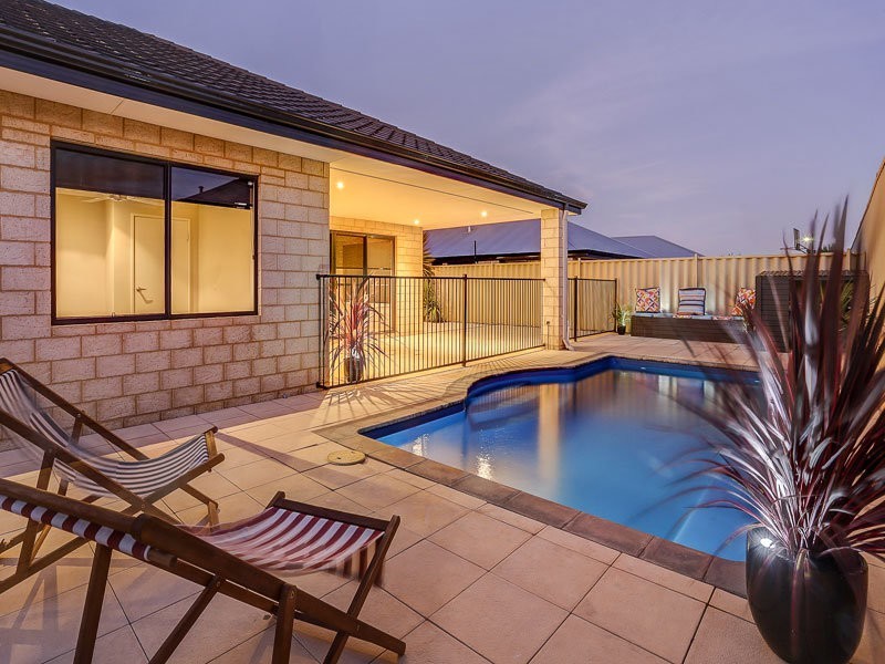 5 Portland Way, Ridgewood WA 6030