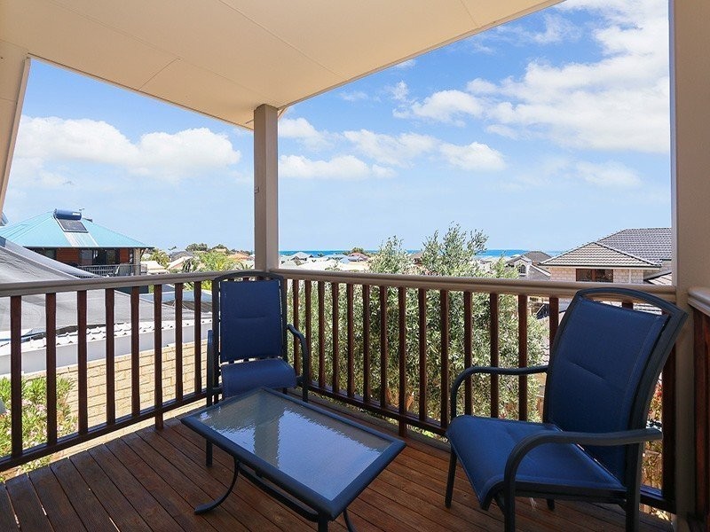 49 Dartmouth Circle, Quinns Rocks WA 6030