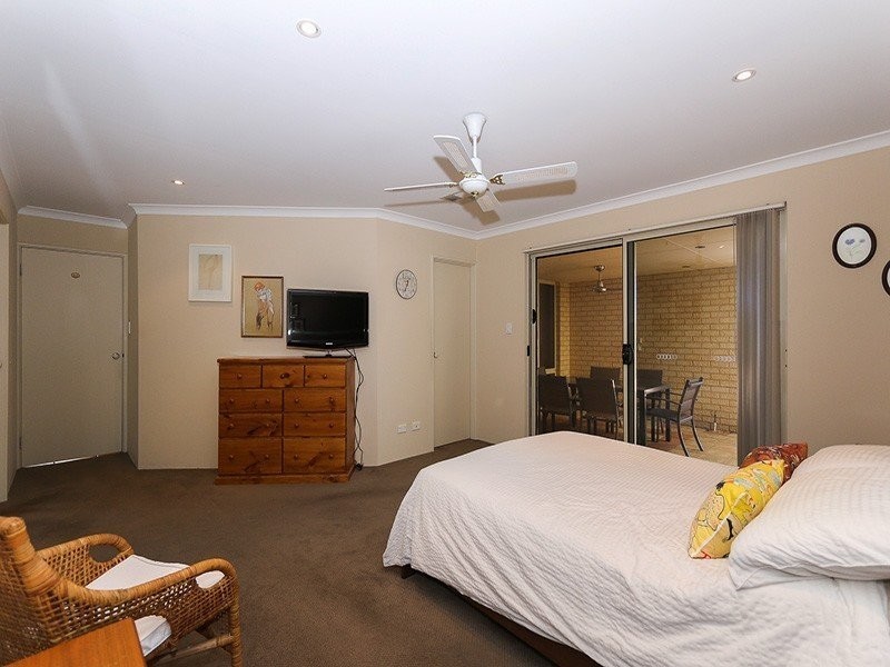 49 Dartmouth Circle, Quinns Rocks WA 6030