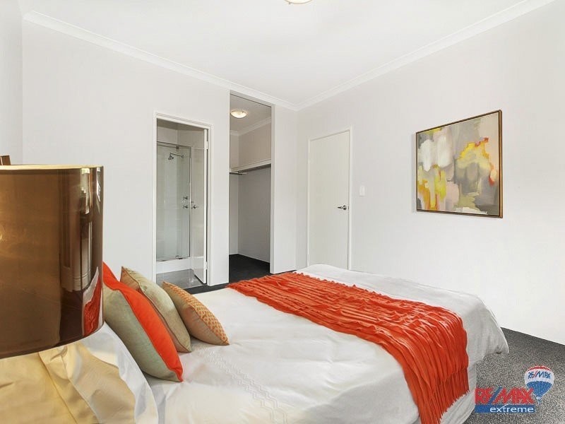 64 Leeward Avenue, Eglinton WA 6034