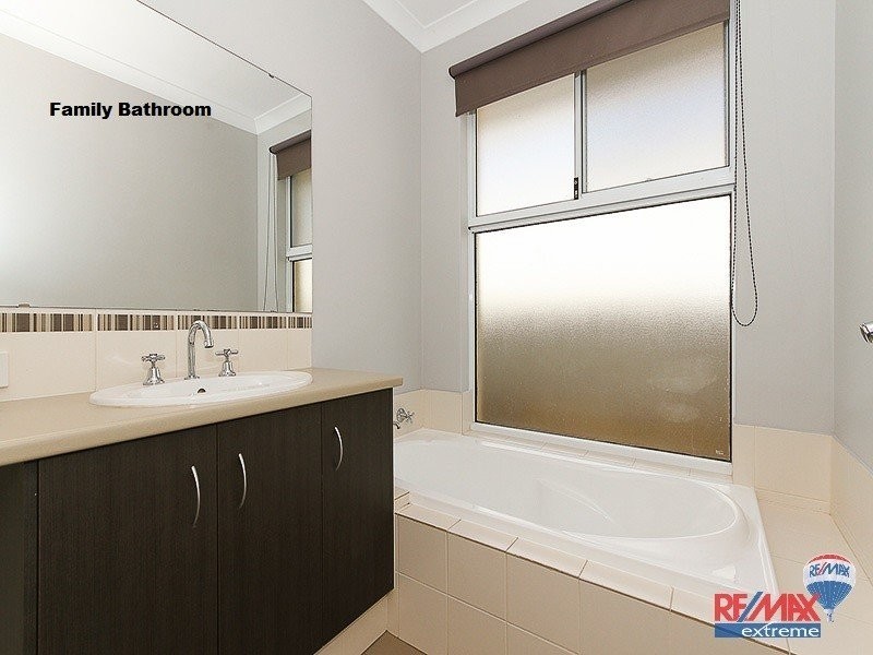 14 Bluewater Drive, Alkimos WA 6038