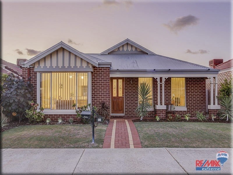 12 Moorlinch Street, Butler WA 6036