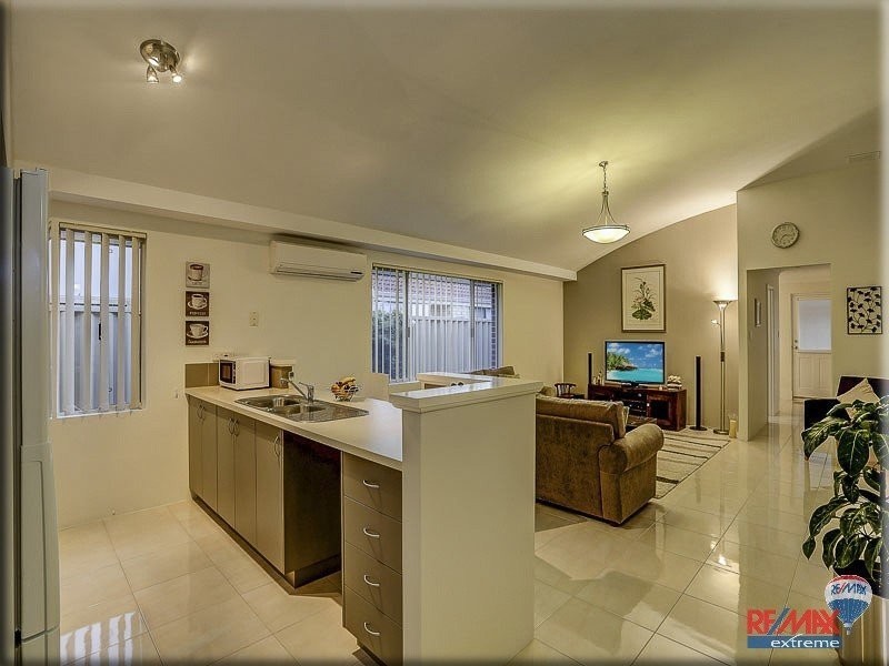 12 Moorlinch Street, Butler WA 6036