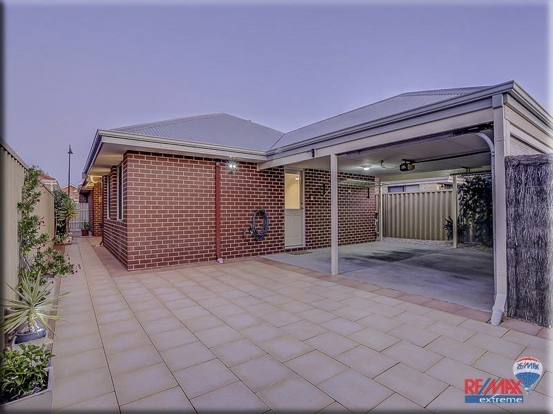 12 Moorlinch Street, Butler WA 6036