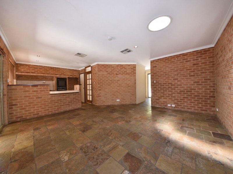 44 Wandearah Way, Kingsley WA 6026