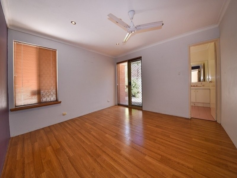 44 Wandearah Way, Kingsley WA 6026