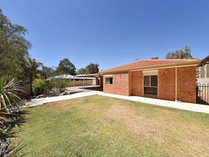 44 Wandearah Way, Kingsley WA 6026