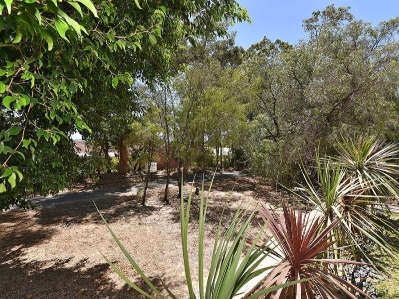 44 Wandearah Way, Kingsley WA 6026