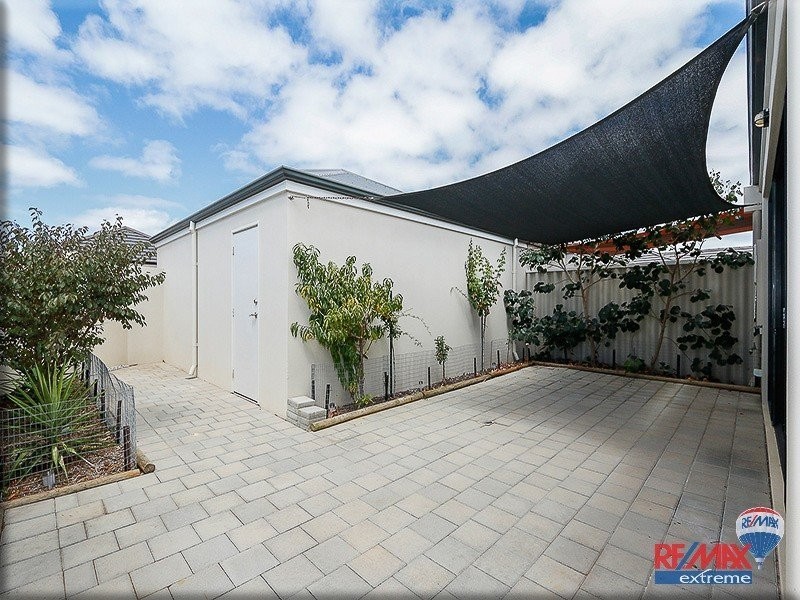 42 Blackrock Avenue, Butler WA 6036