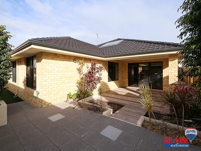 45 Blackwood Meander, Yanchep WA 6035