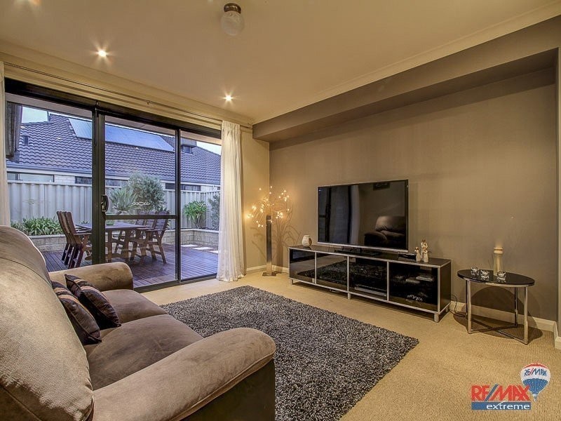 1 Writtle Street, Butler WA 6036