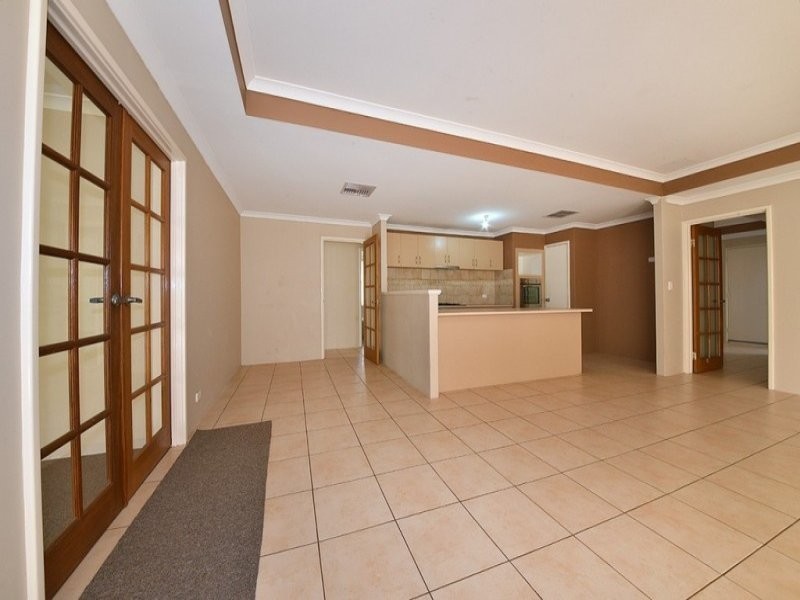 34 Ammanford Crescent, Butler WA 6036