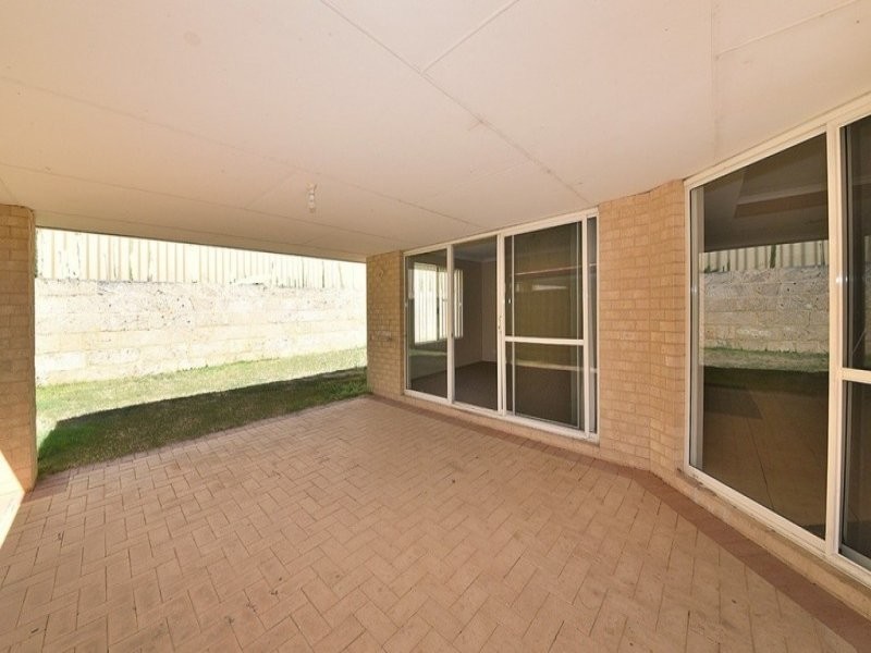 34 Ammanford Crescent, Butler WA 6036