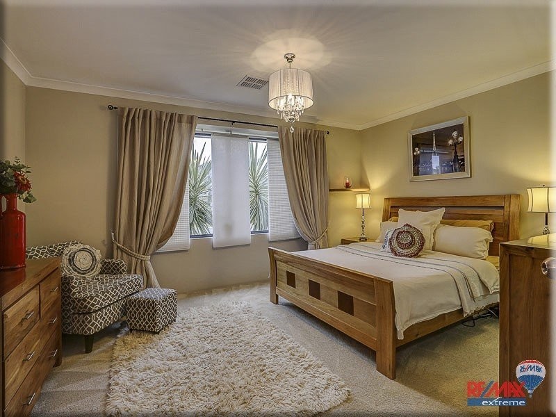 10 Whitland Street, Butler WA 6036