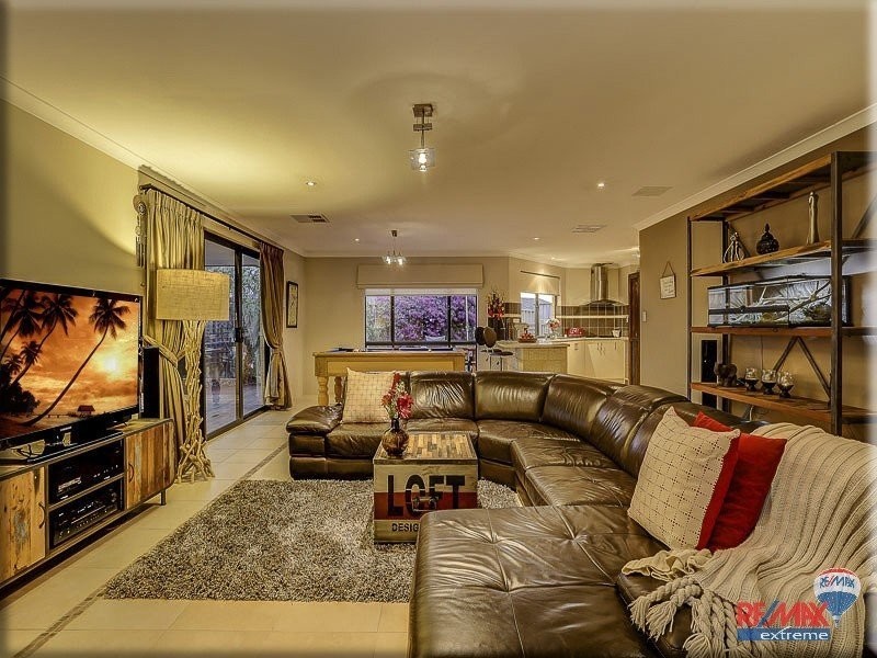 10 Whitland Street, Butler WA 6036