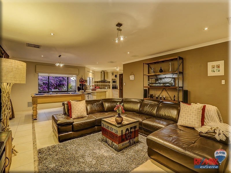 10 Whitland Street, Butler WA 6036