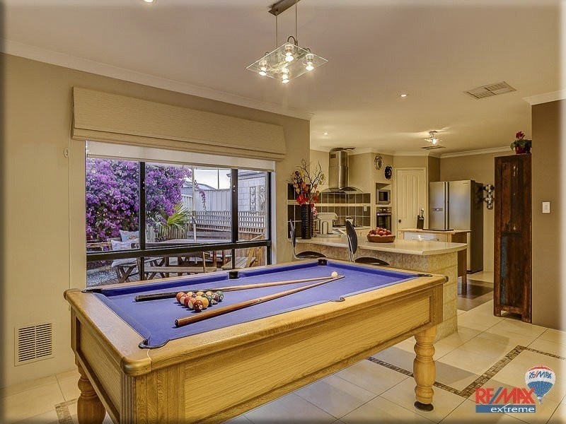 10 Whitland Street, Butler WA 6036