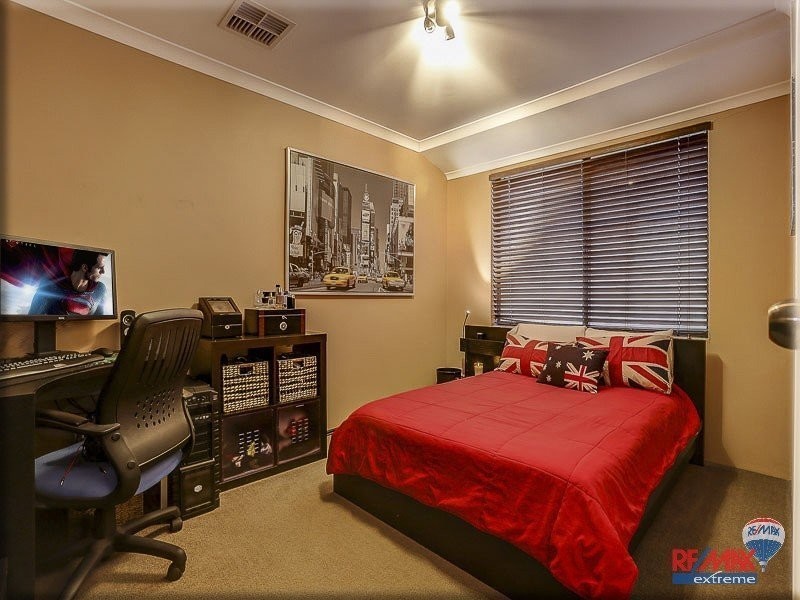 10 Whitland Street, Butler WA 6036