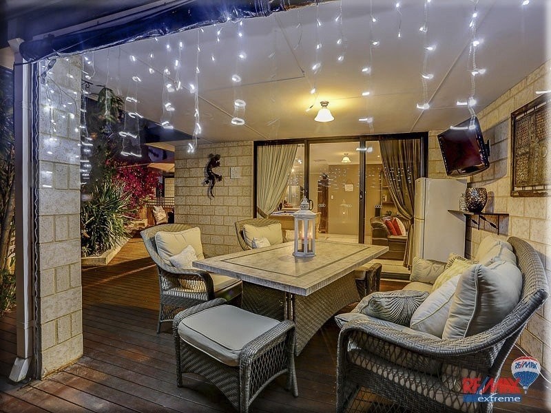 10 Whitland Street, Butler WA 6036