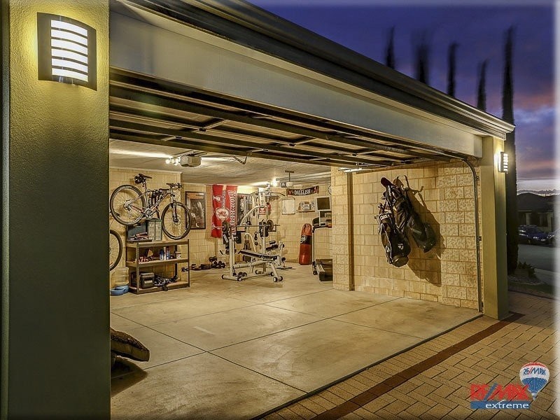 10 Whitland Street, Butler WA 6036