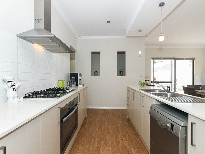 25 Barquentine Avenue, Jindalee WA 6036