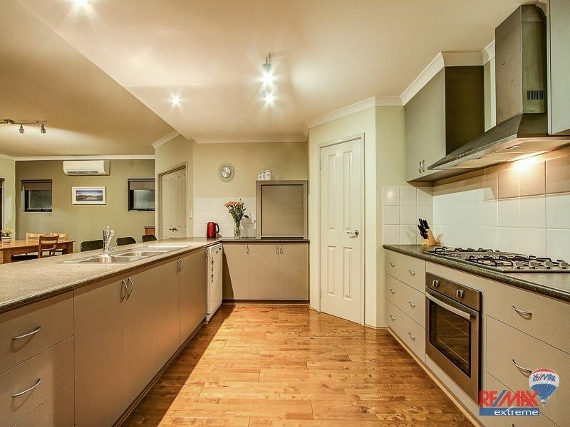 176 Lagoon Drive, Yanchep WA 6035