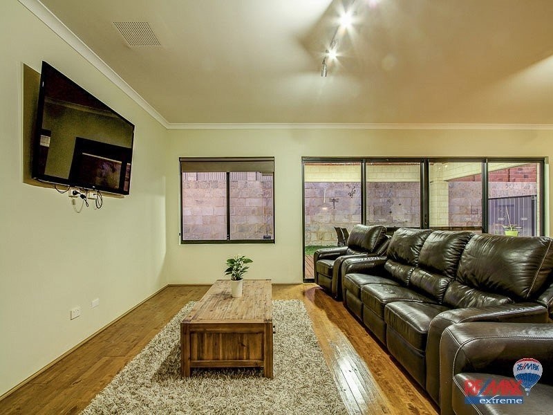 176 Lagoon Drive, Yanchep WA 6035