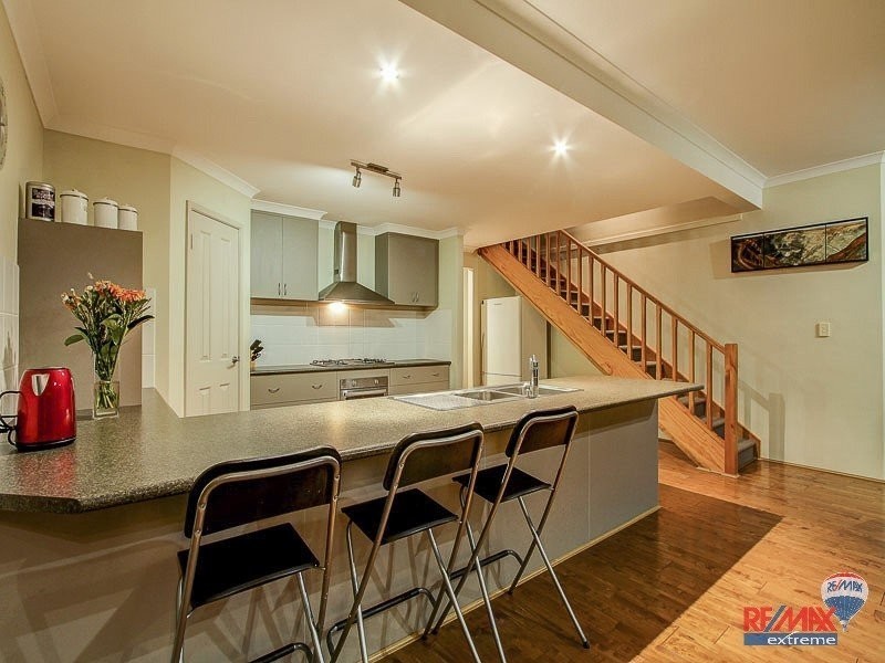 176 Lagoon Drive, Yanchep WA 6035