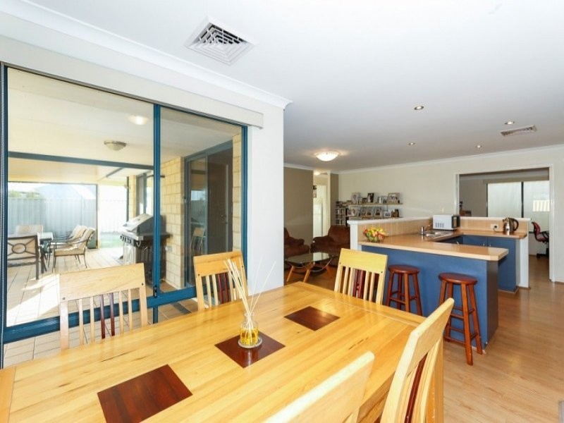 71 Pembury Way, Butler WA 6036