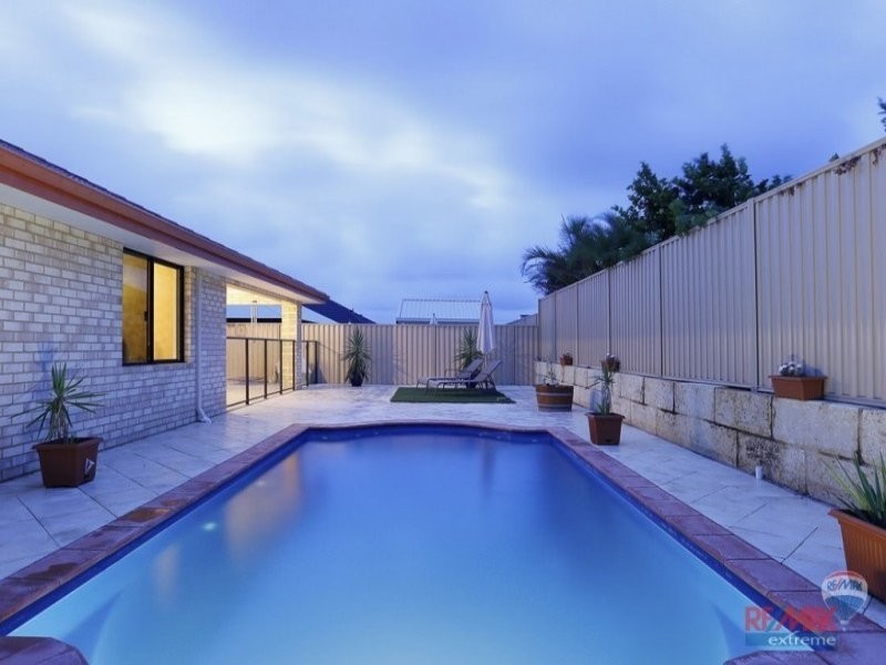 61 Shepperton Drive, Butler WA 6036