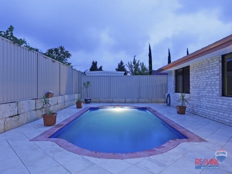 61 Shepperton Drive, Butler WA 6036