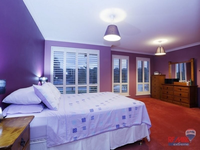 61 Shepperton Drive, Butler WA 6036