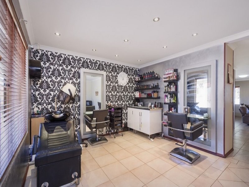 5 Abba Place, Merriwa WA 6030