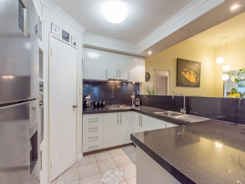 9 Castellon Entrance, Mindarie WA 6030